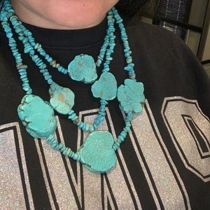 Layered turquoise necklace